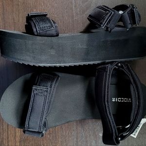 H&M Black Platform Velcro Sandals - SIZE 8